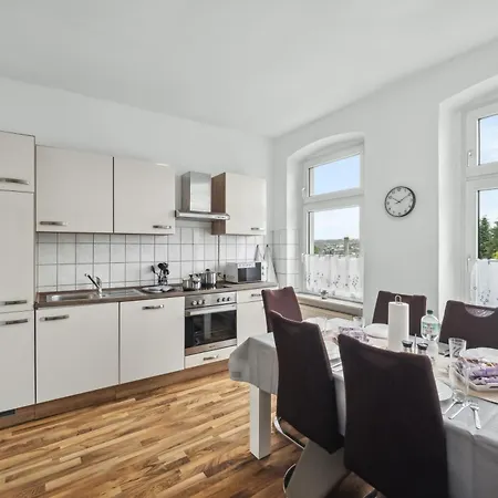 Wupper Ii, Lage Ideal Fuer Geschaeftsleute, Monteure, Familien, 3 Zimmer, Flachbild-tv *