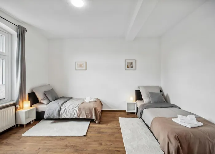 Wupper Ii, Lage Ideal Fuer Geschaeftsleute, Monteure, Familien, 3 Zimmer, Flachbild-tv * Wuppertal